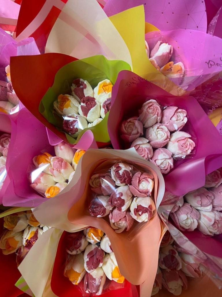 Монобукет 7 тюльпанов из шоколада